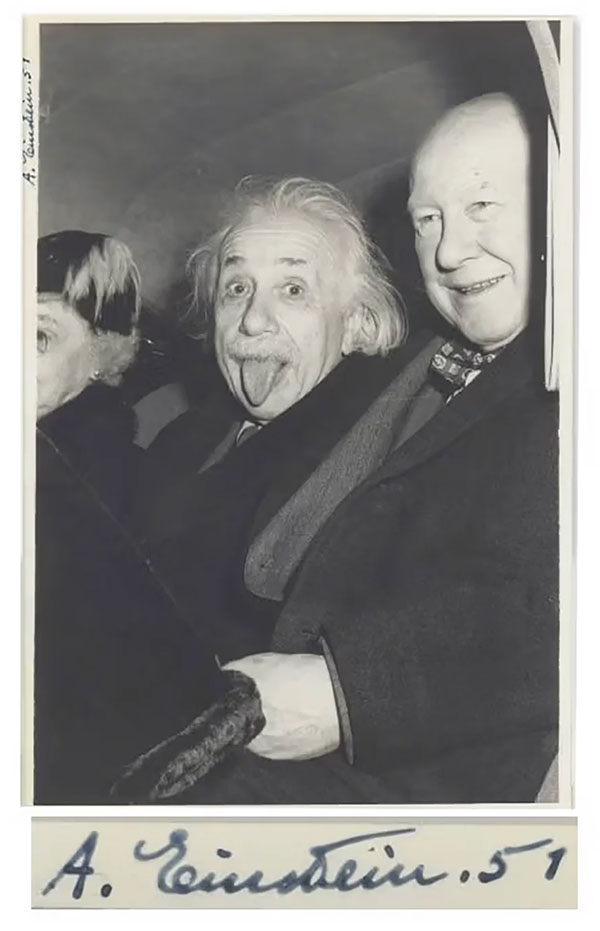 Einstein rất thích bức ảnh này và dùng chúng để đính lên thiệp chúc mừng cá nhân.