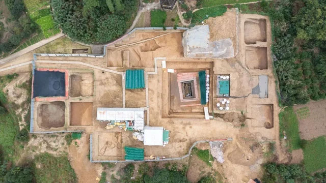 Hiện trường khai quật ngôi mộ cổ xa hoa ở TP Trùng Khánh - Trung Quốc - (Ảnh: VIỆN NGHIÊN CỨU KHẢO CỔ VÀ DI TÍCH VĂN HÓA TRÙNG KHÁNH)