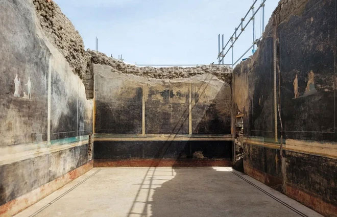 Phòng tiệc đen được trang trí cầu kỳ mang đến một khung cảnh trang nhã để giải trí. (Nguồn: Archaeological Park of Pompeii).