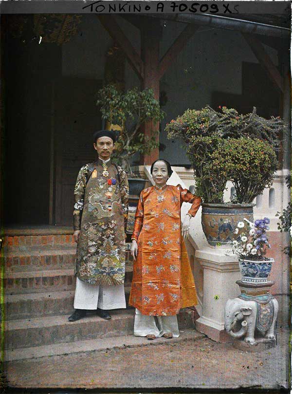 Hình ảnh khác về vợ chồng ông Tổng đốc tỉnh Hà Đông.